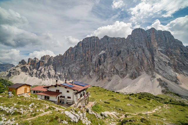 trekking 2 4 giorni rifugio dolomiti