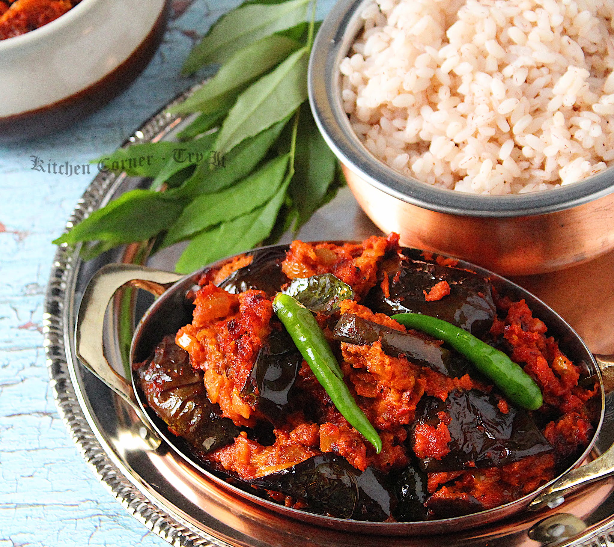 Vazhuthananga Thakkali Curry/Baby Brinjal/Eggplant Tomato Curry