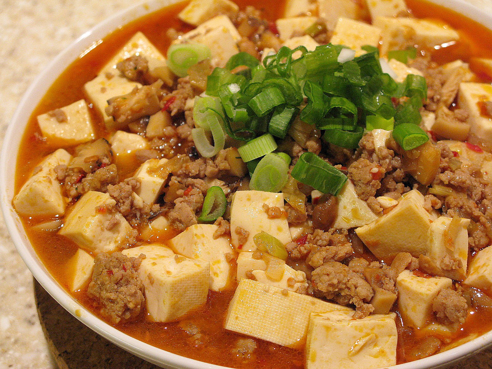 Тофу с овощами рецепты. МАПО тофу. Юньнаньский тофу. Тофу картошка. Диетические блюда из сои.