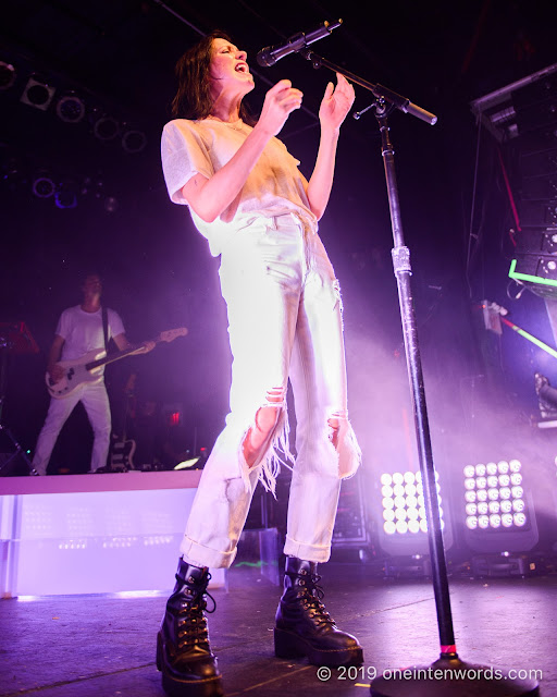 K.Flay at The Phoenix Concert Theatre on September 22, 2019 Photo by John Ordean at One In Ten Words oneintenwords.com toronto indie alternative live music blog concert photography pictures photos nikon d750 camera yyz photographer