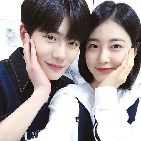 [enter-talk] WHAT WILL THE NEW MUSIC BANK MC'S FACE COMBO LOOK LIKE