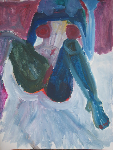 Pintura que representa a una mujer con las piernas abiertas en azul, blanco y verde, con la cara oculta, fumando y con fondo granate, obra de Emebezeta