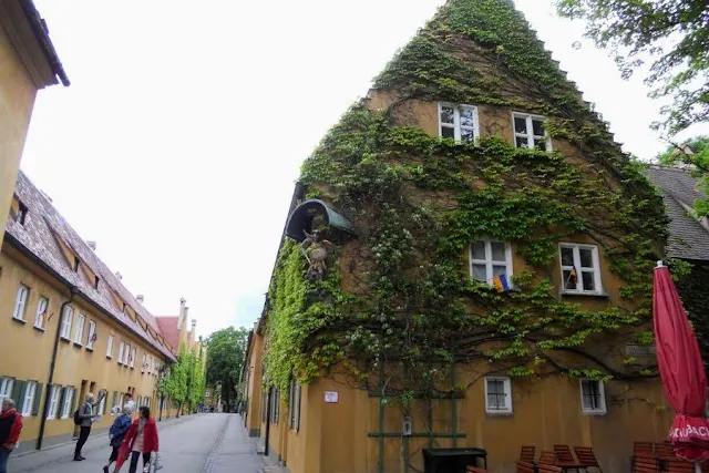 Munich to Augsburg Day Trip: Fuggerei housing project