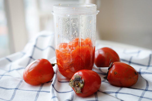 Persimmon and Cream Gummy Lollies