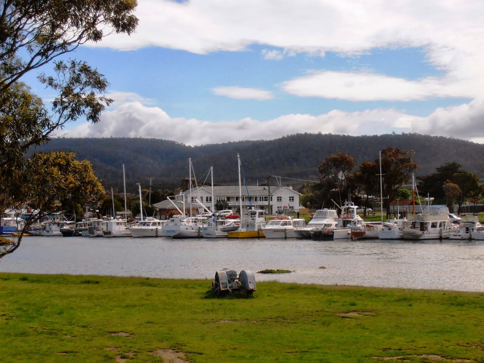 The Clarke's Aussie Adventure 10 October 2012 Spring Bay Hotel