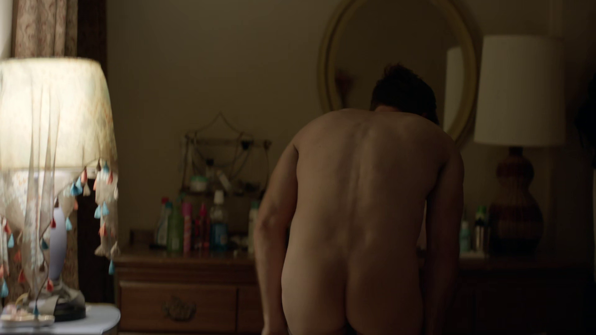 Dermot Mulroney nude in Shameless 6-02 "#AbortionRules" .