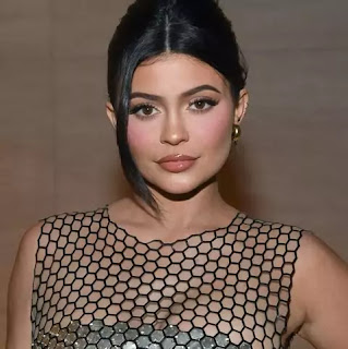 Kylie Jenner Biography, Family, Husband, Lifestyle, Bf, Contact, Affairs,Networth, Biography Trendz