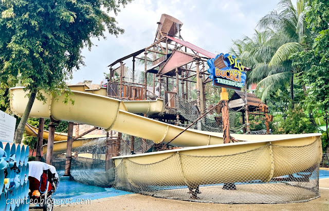 entree kibbles adventure cove part of sentosa marine life park resort world sentosa singapore