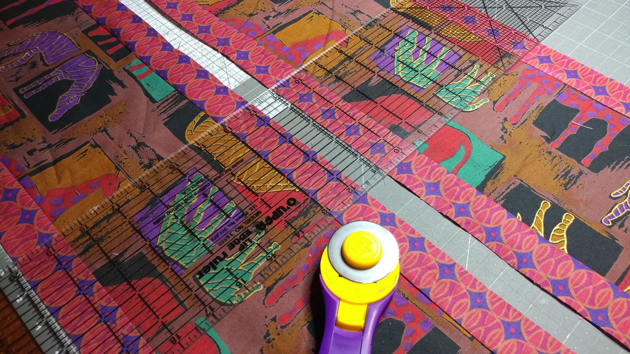 Slice of Pi Quilts An Ugly Quilt Challenge + TGIFF