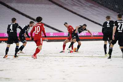 ملخص واهداف مباراة بايرن ميونخ و أرمينيا بيليفيلت (3-3) الدوري الالماني