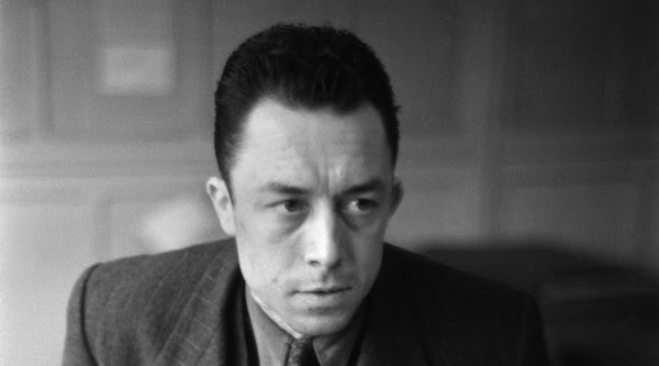 El periodismo crítico | por Albert Camus El periodismo crítico | por Albert Camus