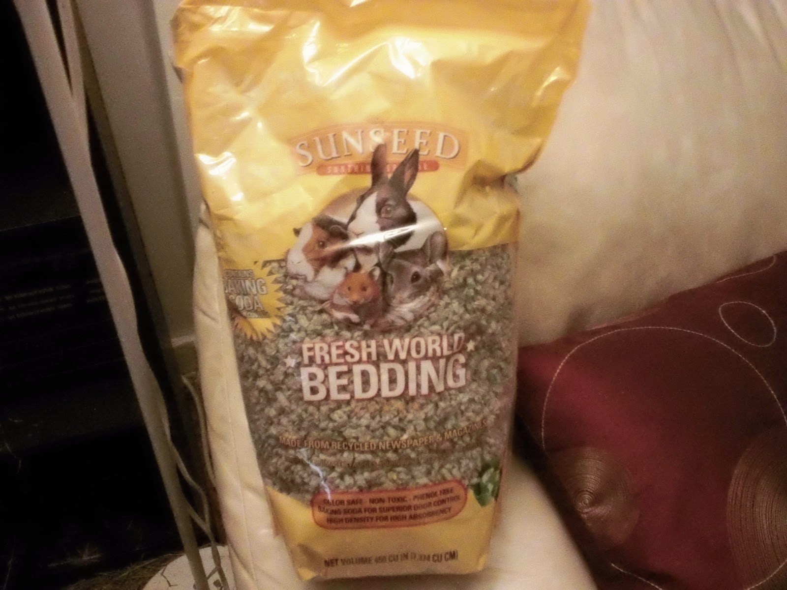 Cavy Savvy A Guinea Pig Blog Product Review Sunseed Fresh World Bedding