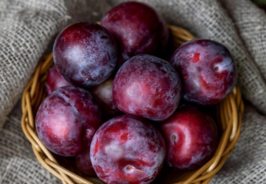 Plum Fruit Benefits blogs_bysaira