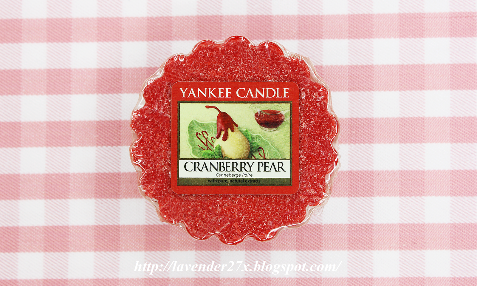 http://lavender27x.blogspot.com/2014/12/pachnido-yankee-candle-cranberry-pear.html