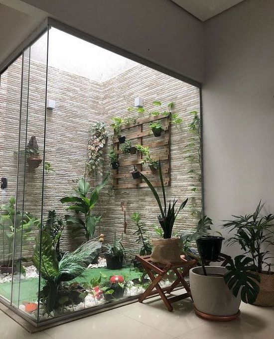 Taman Minimalis di Dalam dan Luar Rumah | Pengadaan (Eprocurement)