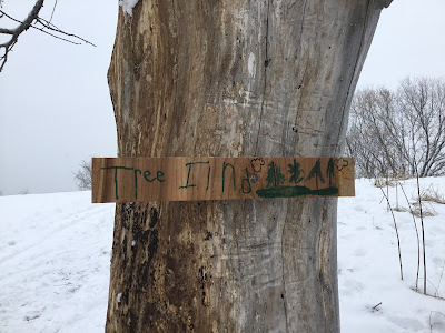 tree island sign