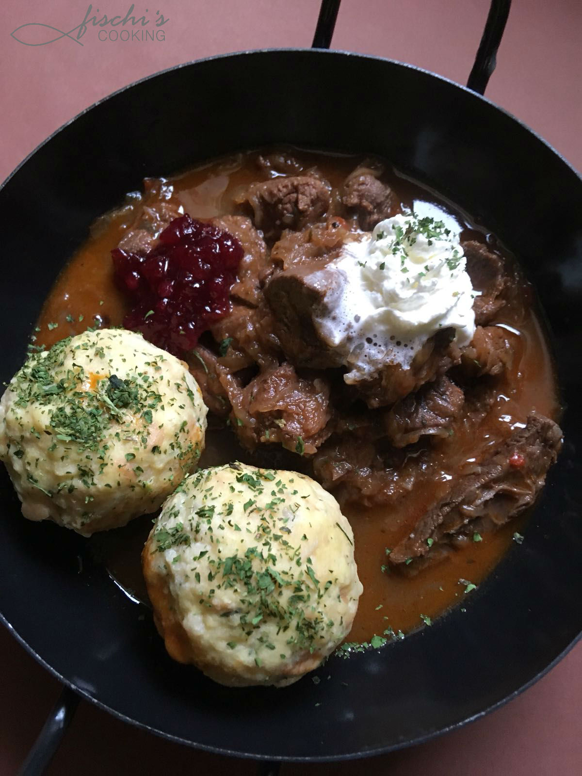 Bild von Gulasch vom Damwild