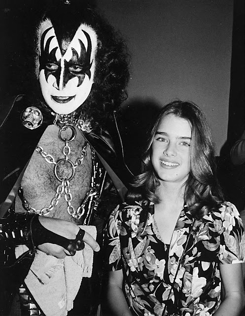 Gene Simmons and Brooke Shields Pose Together at a Party in 1978 ...