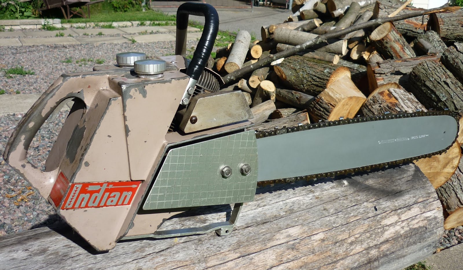 VINTAGE CHAINSAW COLLECTION INDIAN THUNDERBOLT.