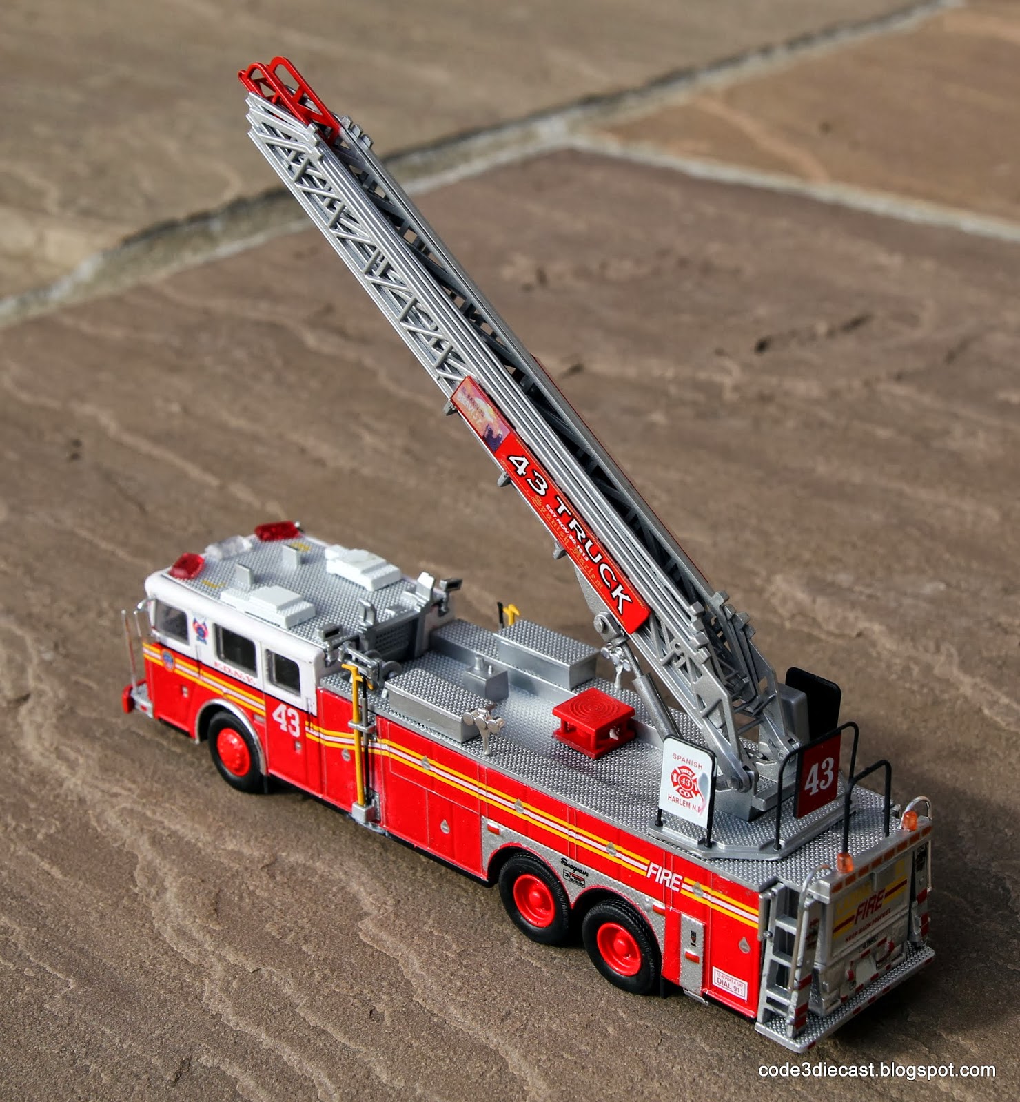 seagrave diecast fire trucks