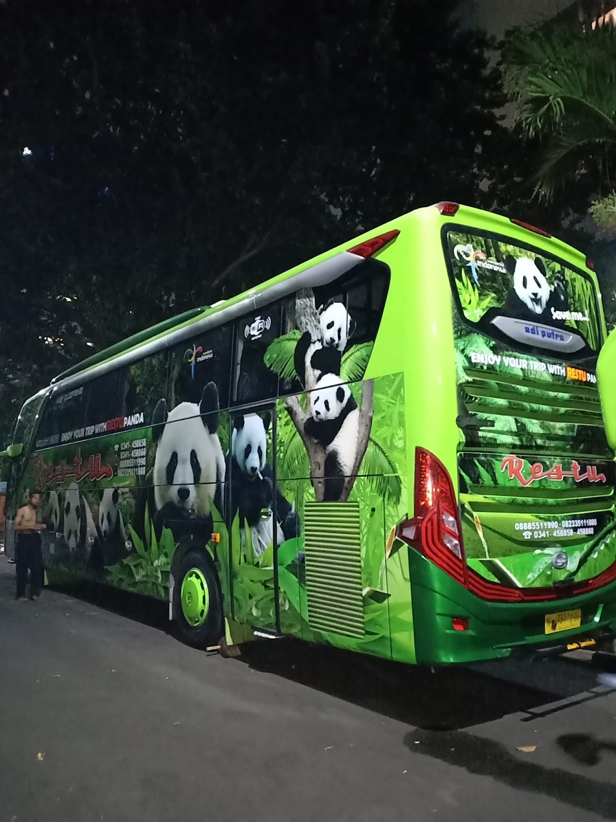 Pariwisata Cikarang dan Karawang: Jelajah Destinasi Menarik dengan Armada Bus Pariwisata Terkini