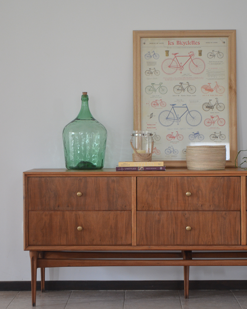 Un mueble estilo americano que ahora sí luce la madera / Vero Palazzo