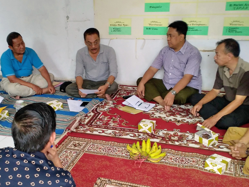 RW-09 KRANJI - BEKASI BARAT: Rapat Panitia Pemilihan Ketua RT-005 dan