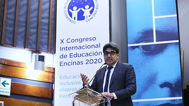 Ministro de Educación, Martín Benavides