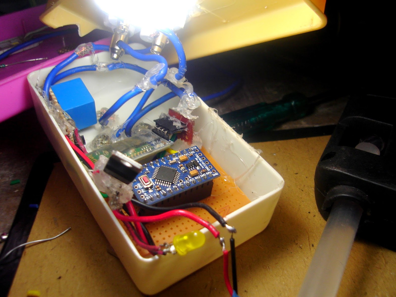 Robotech Maker: Smart Arduino AC Plug