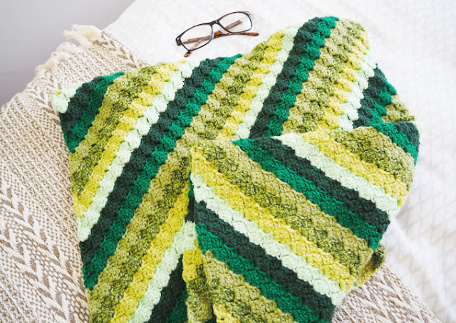 Crochet | Corner to Corner Blanket Part 2 | Decreasing & Finishing