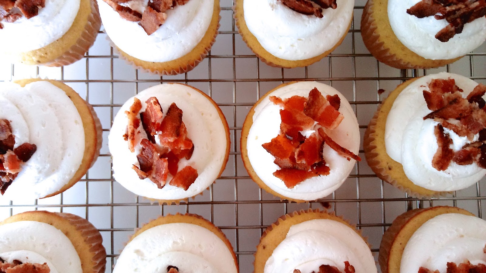 At Home with the Loverbees Easy Gourmet Cupcakes Maple Bacon Brown Butter