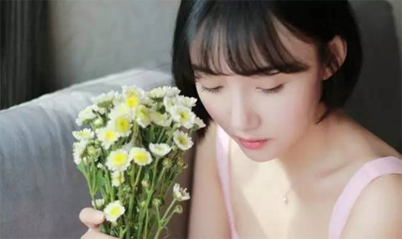 怎樣追女友!追女生時如何掌握女生的心理... 怎樣追女友!追女生時如何掌握女生的心理...