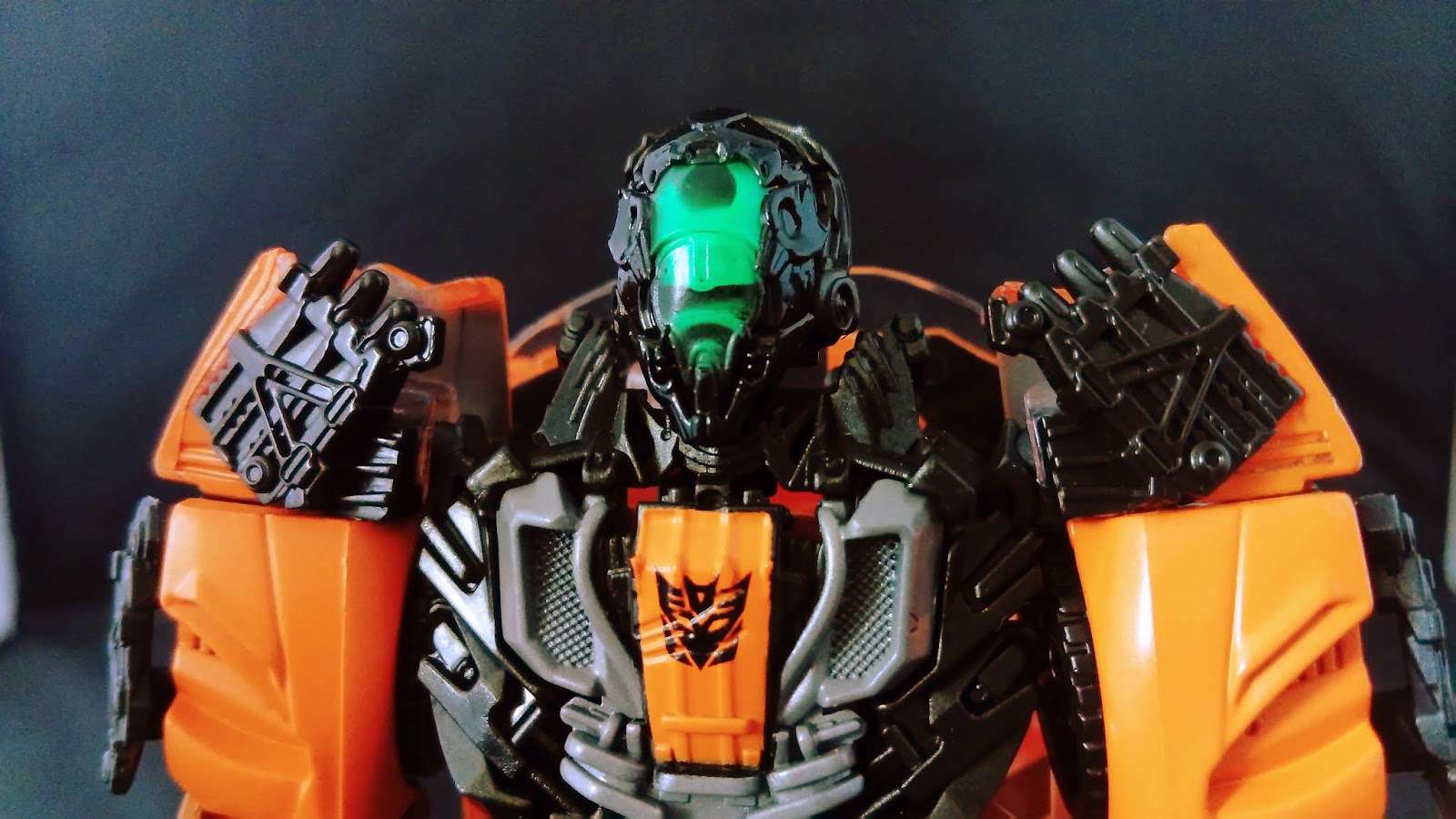 The HEXdidn't... TransFormers Collection Blog: Studio Series #17 Shadow ...