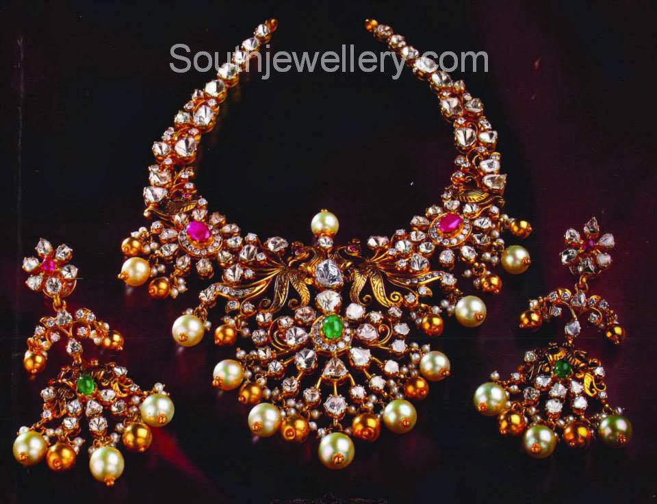 Stunning Diamond Necklace - Indian Jewellery Designs
