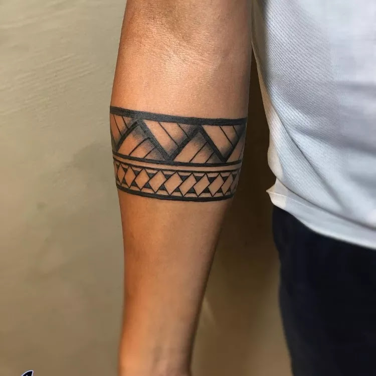 30 Cool Armband Tattoo Ideas Meaning  Popular Examples  100 Tattoos