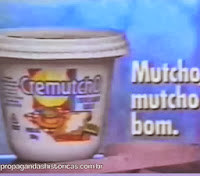 Propaganda do Cremucho com roupagem de carnaval, em 1992.