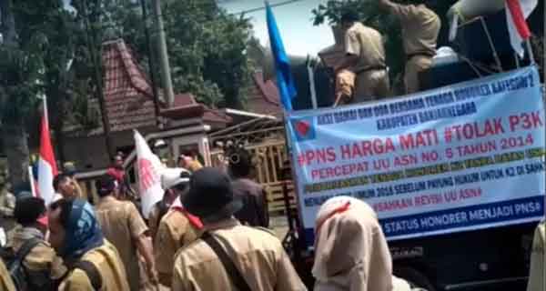 nasib honorer jadi pppk atau revisi uu asn nasib honorer jadi pppk atau revisi uu asn