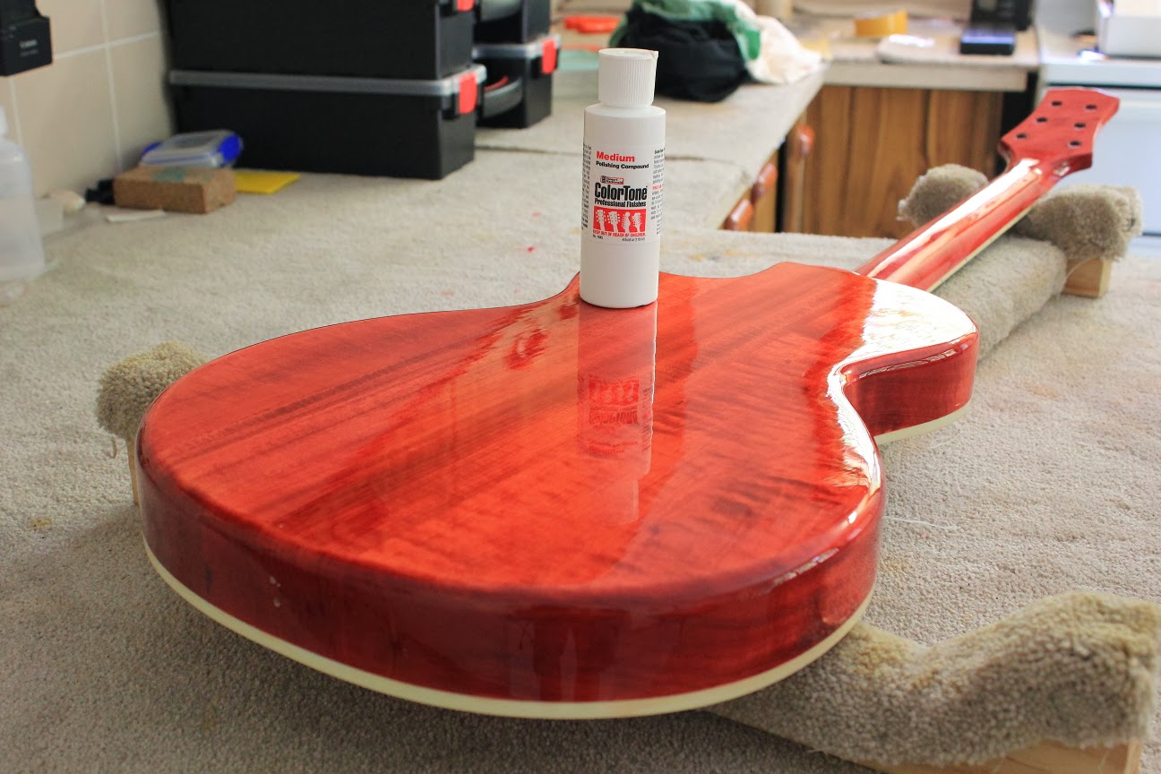 Guitar Kit Builder: Les Paul Florentine: Polishing Tru-oil