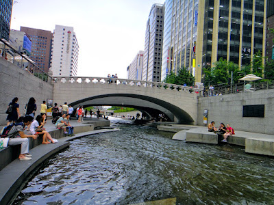 Cheonggyecheon Stream in the middle of Seoul