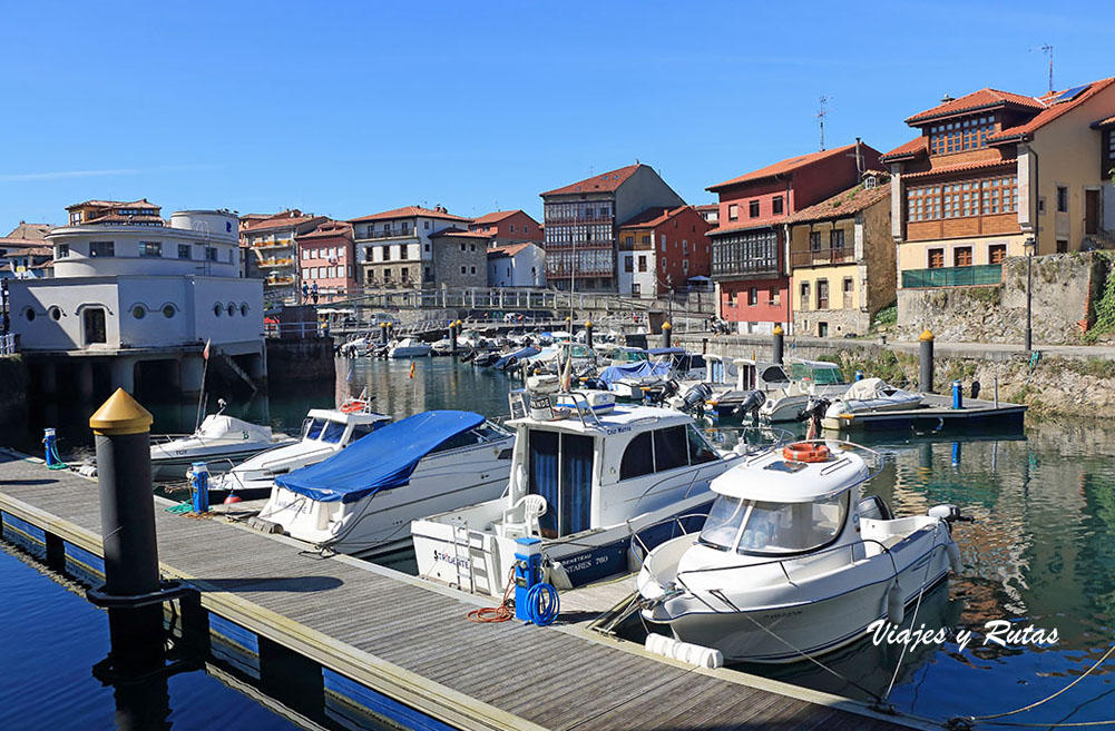 Puerto deportivo de Llanes