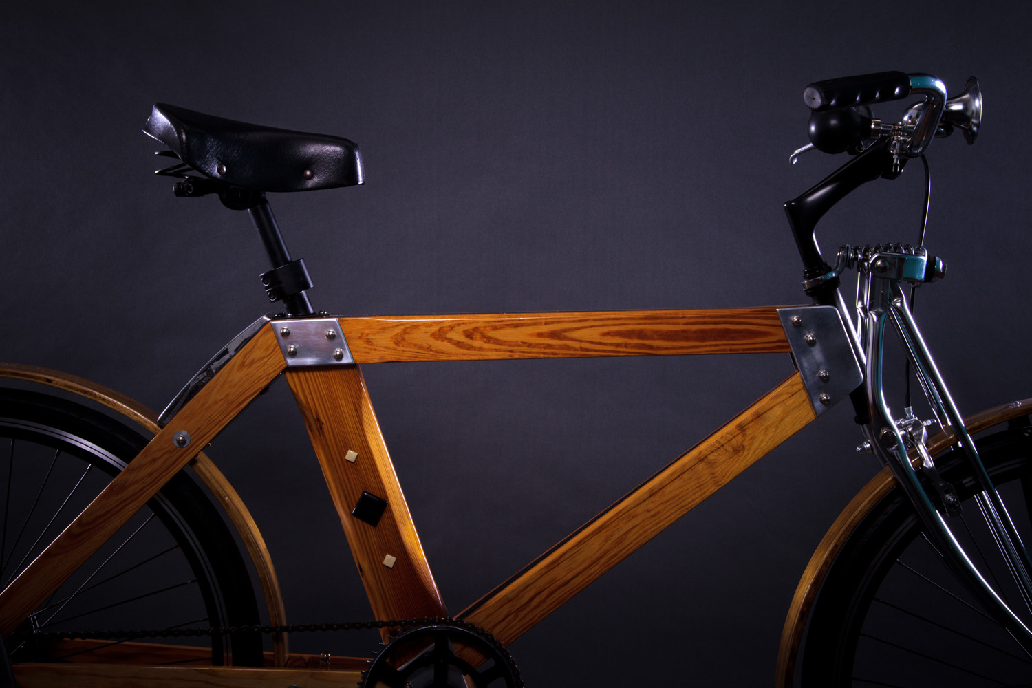 Salvador Muebles: Bicicleta de madera