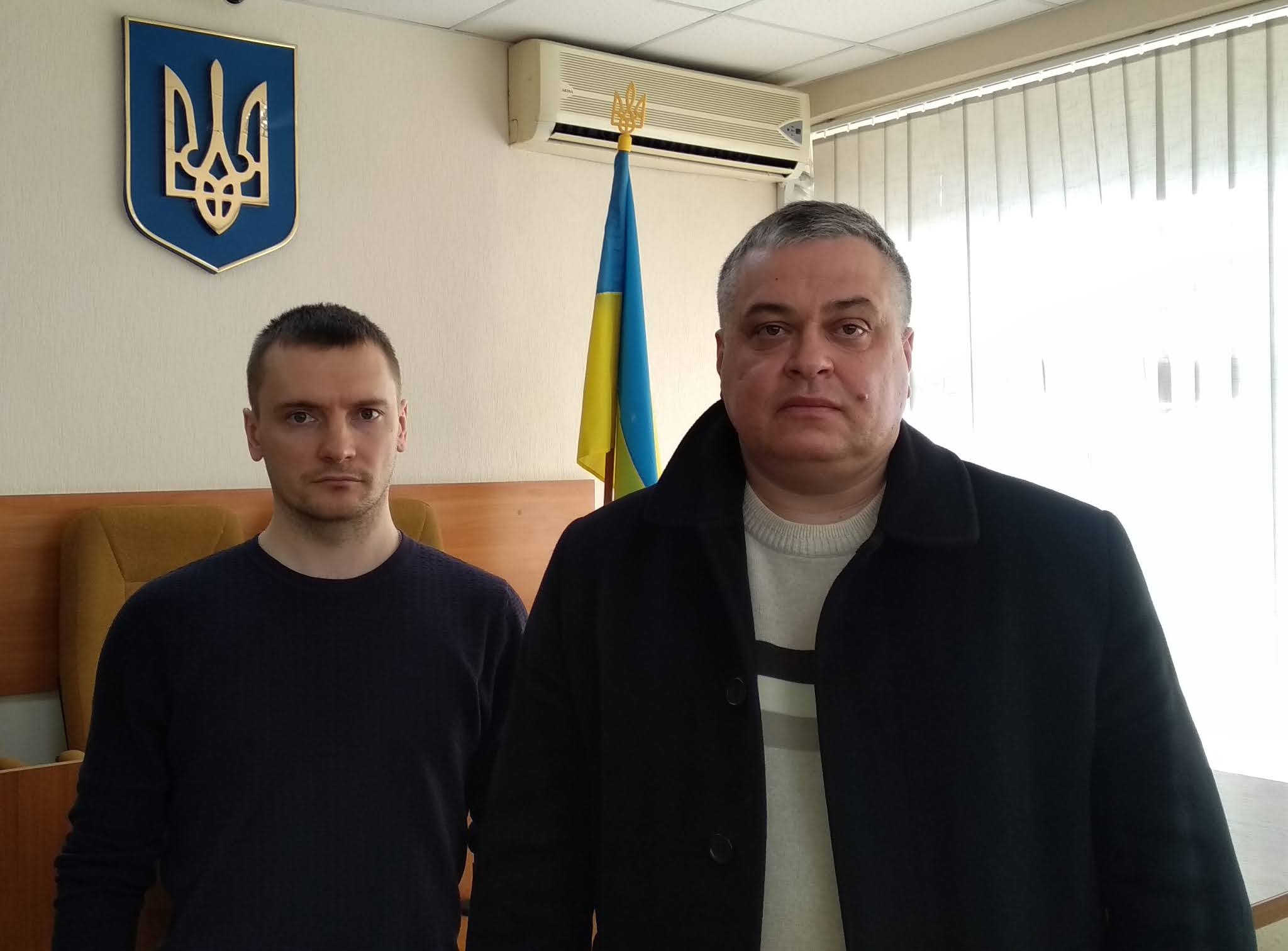 старший полицейский конвоя. ходорковский скамья подсудимых. емельяненко в тюрьме. новый начальник конвоя 6 ходок отсидел. адвокаты петушки.