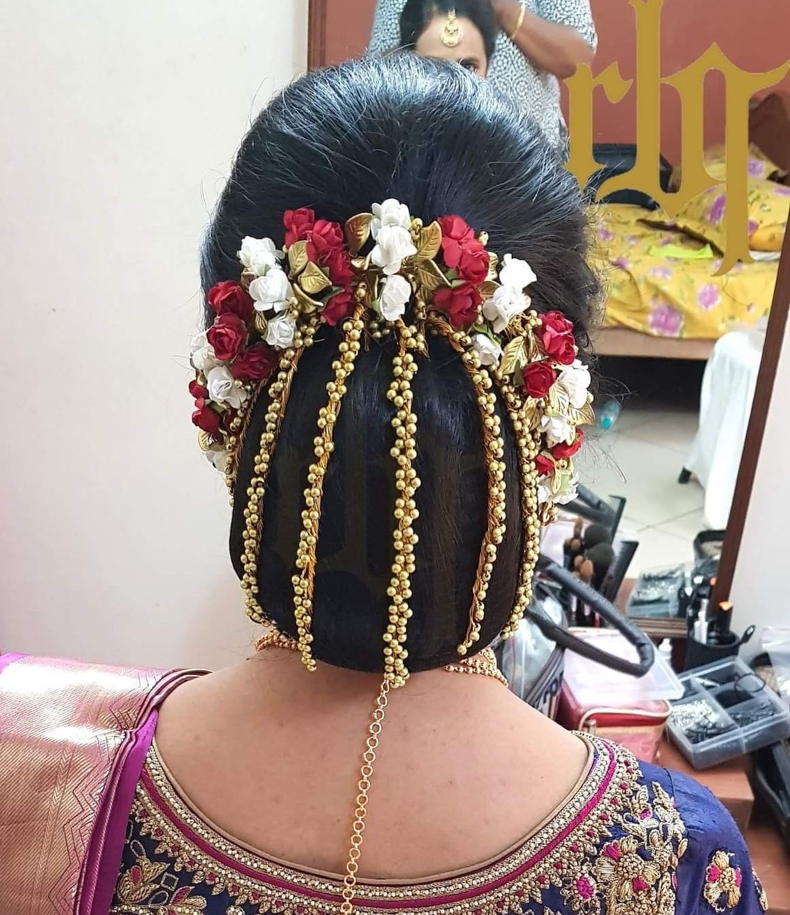 Latest South Indian Bridal hairstyle ideas for wedding, Trending wedding  hairstyle ideas - YouTube