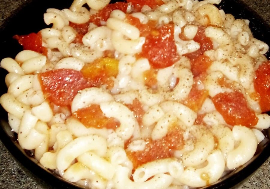Classic Macaroni and Tomatoes