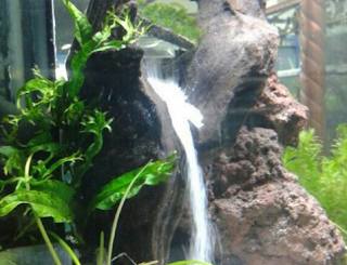 Aquarium Air Terjun 3 Tingkat