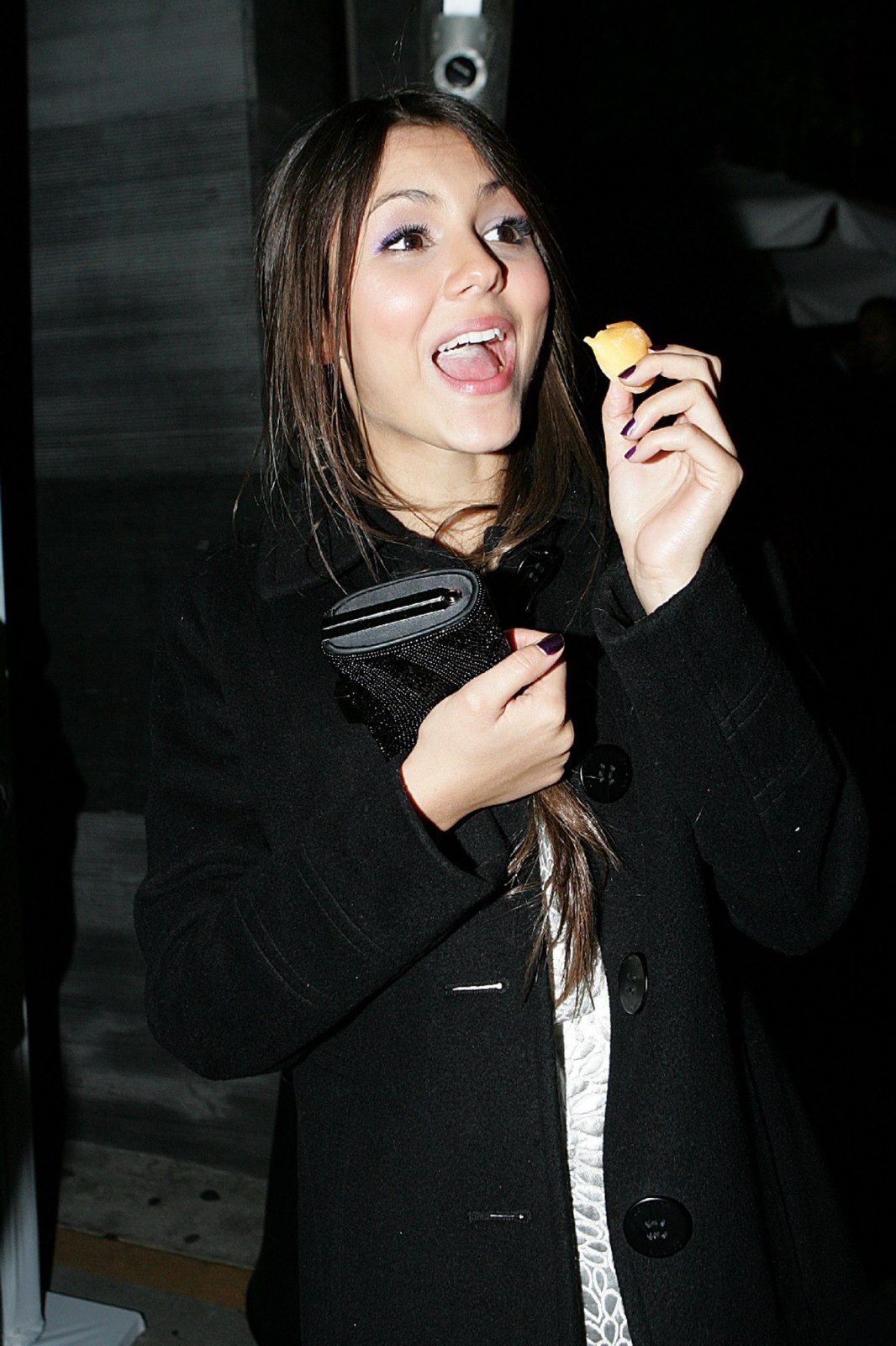 Victoria Justice // Outside the HFPA InStyle Miss Golden Globe Party at