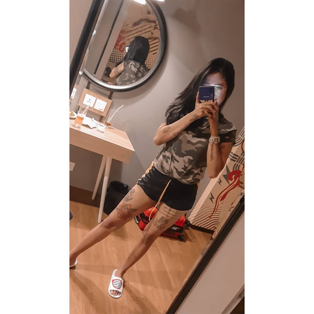 Arvianda Aprilasari Wanita Cantik Bertato Keren Seksi - Hot Selebgram