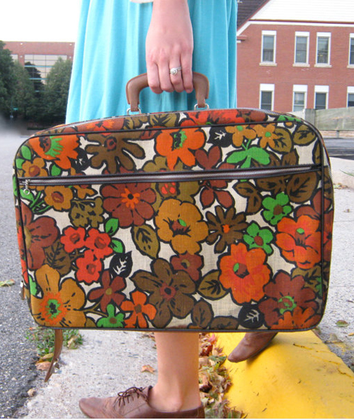 Oh So Lovely Vintage: We have packing on the brain!