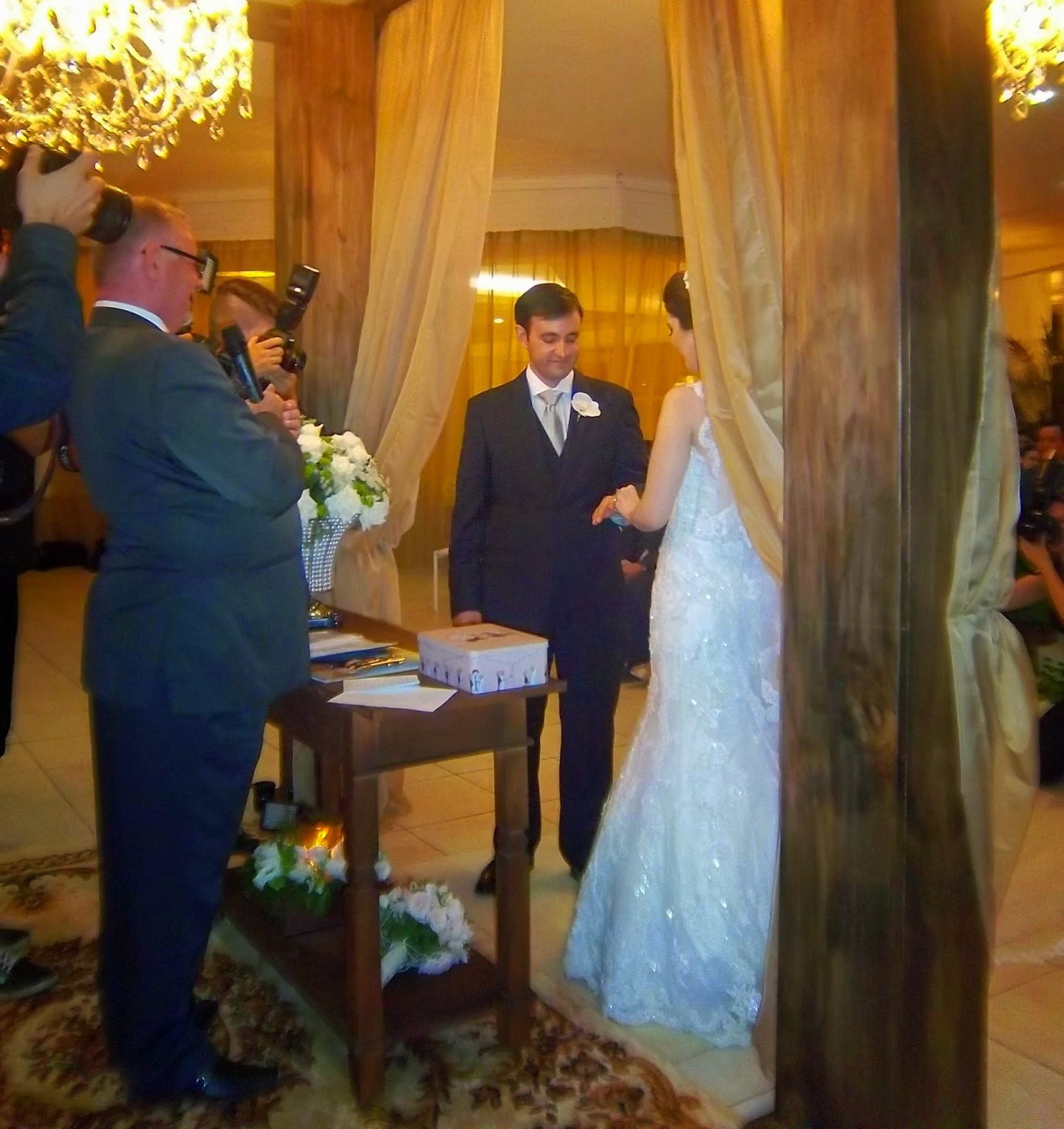 CELEBRANTE DE CASAMENTOS WALDIR CELEBRAÇÃO PERSONALIZADA