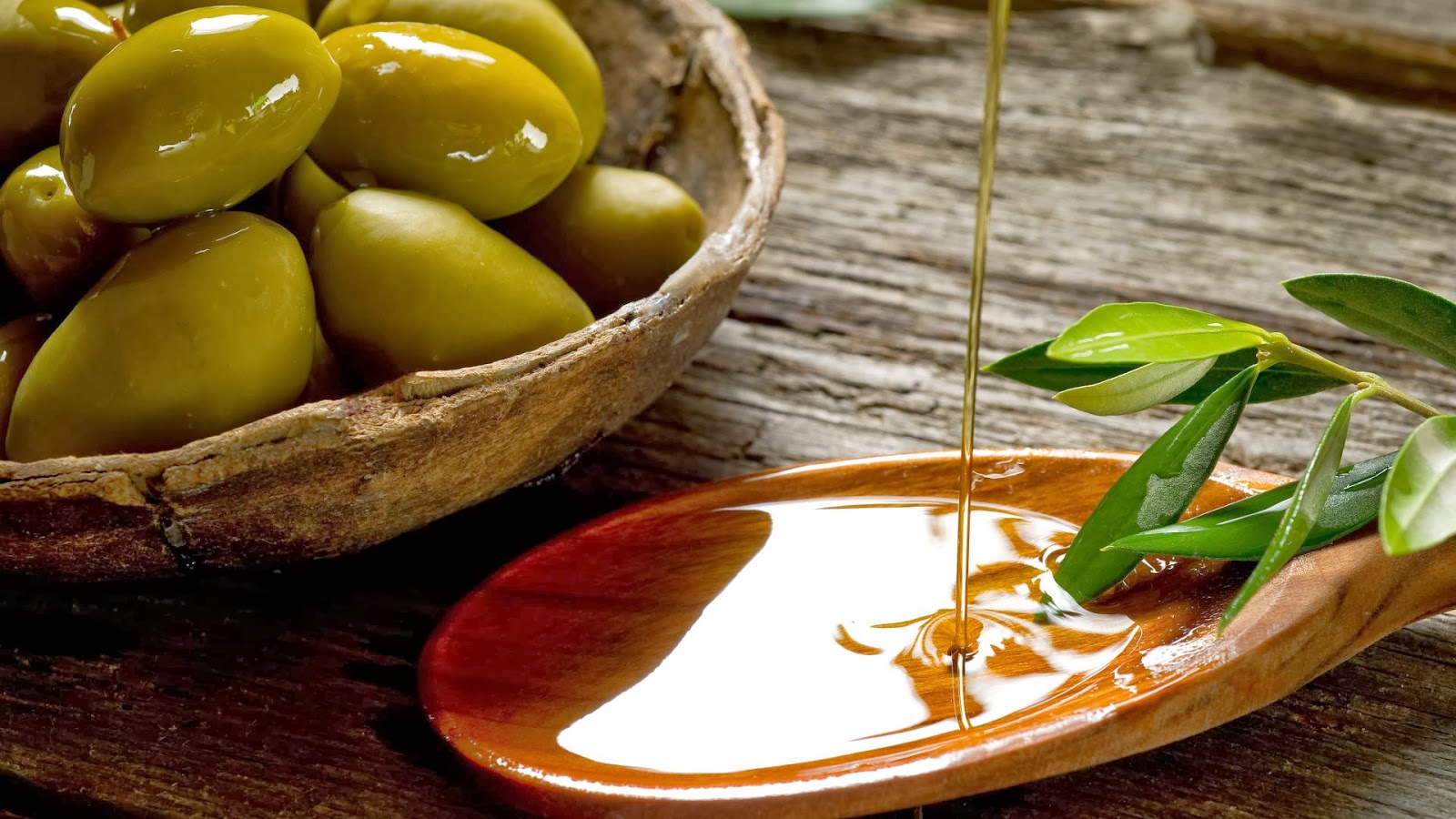 The Special Taste and Flavour of Premium Extra Virgin Olive Oil From